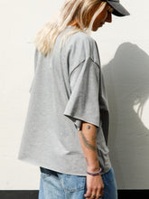 Afbeelding in Gallery-weergave laden, COCO T-SHIRT - Grey
