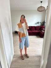 Afbeelding in Gallery-weergave laden, ABBY T-SHIRT - Unique piece 11
