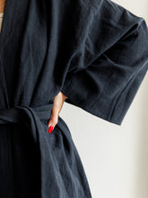 Afbeelding in Gallery-weergave laden, DORIS - BLACK linen
