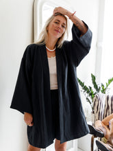 Afbeelding in Gallery-weergave laden, DORIS - BLACK linen
