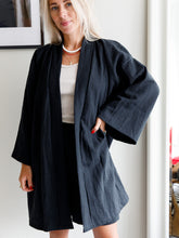 Afbeelding in Gallery-weergave laden, DORIS - BLACK linen
