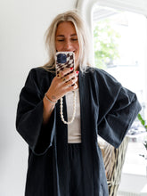 Afbeelding in Gallery-weergave laden, DORIS - BLACK linen
